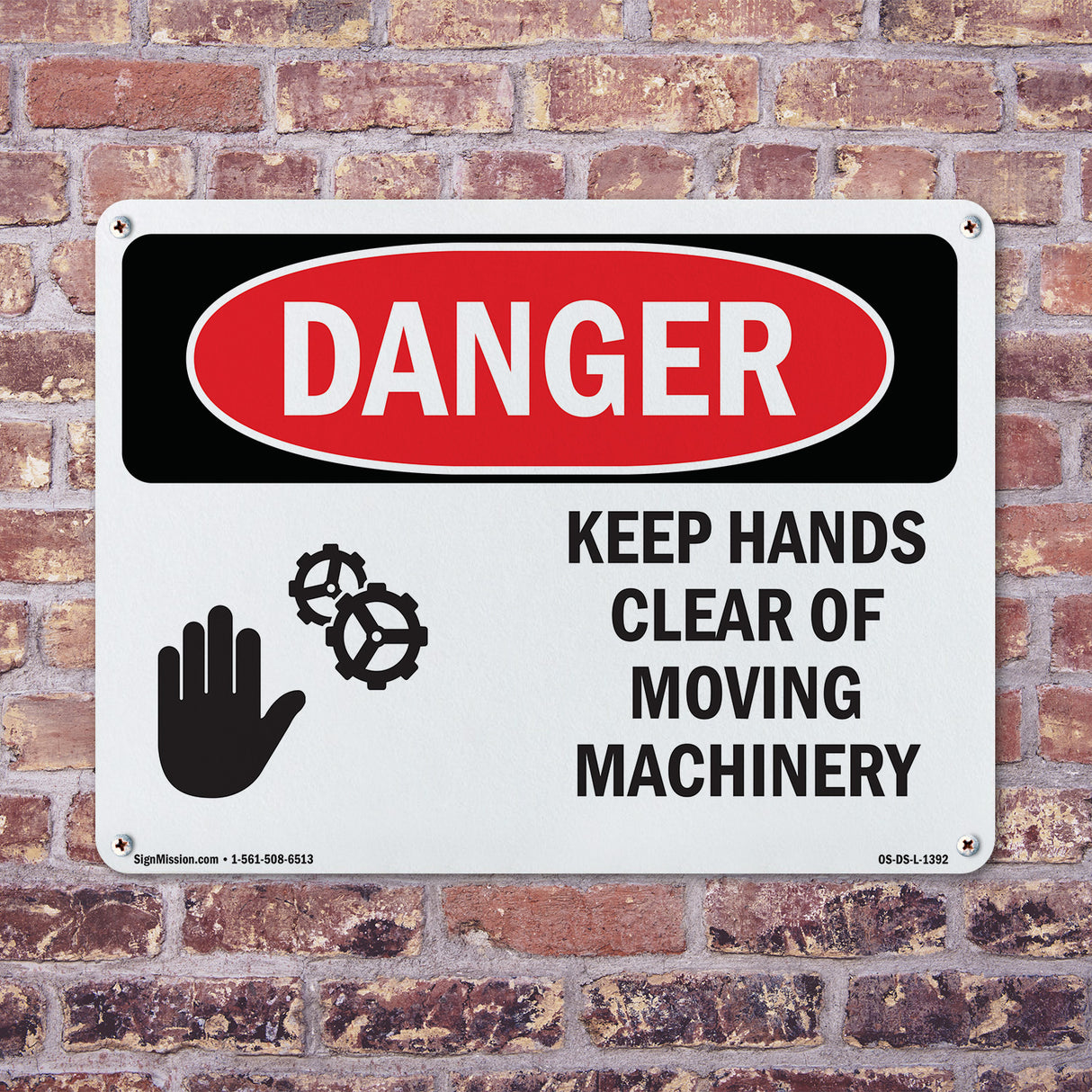 Keep Hands Clear Of Moving Machinery
