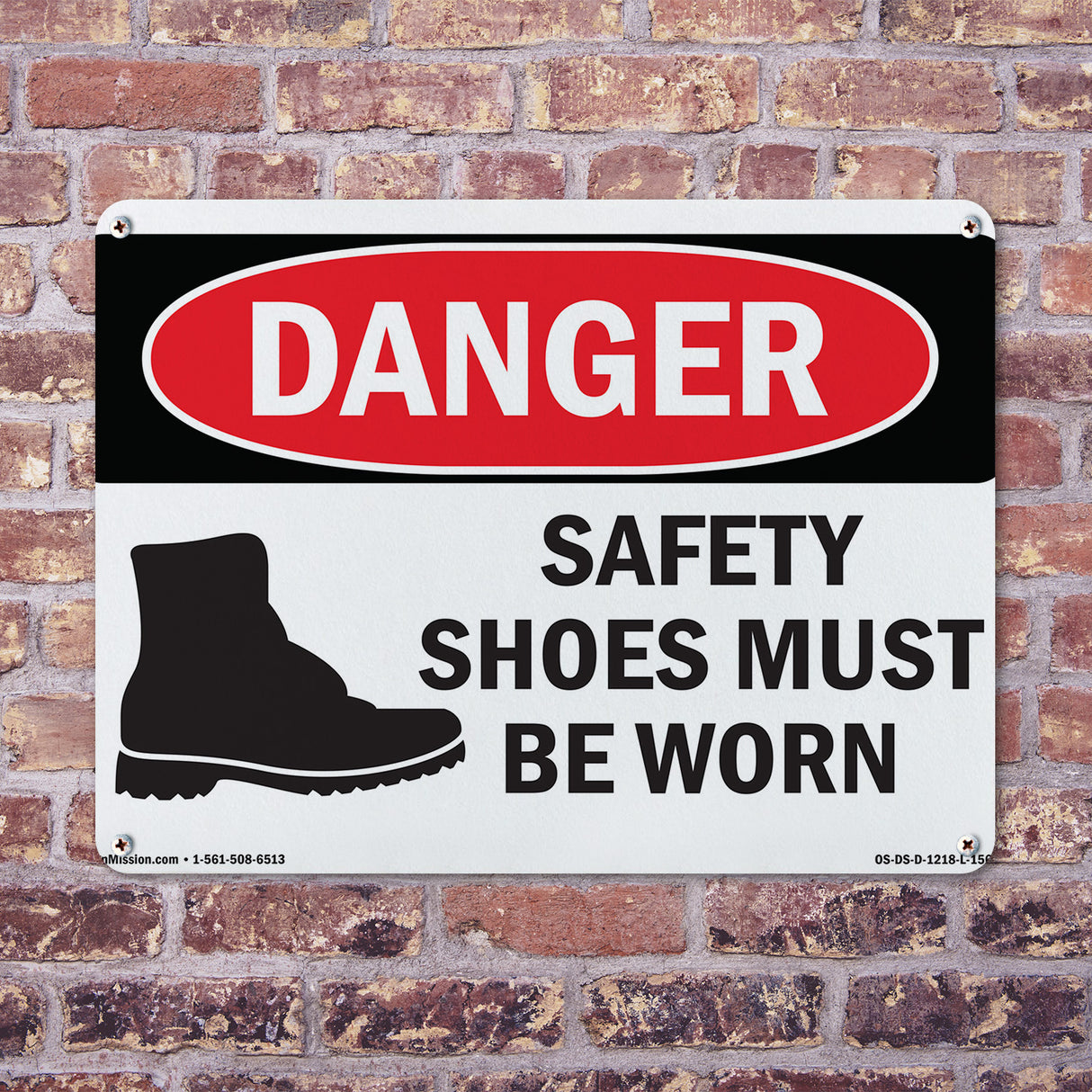 Safety Shoes Must Be Worn