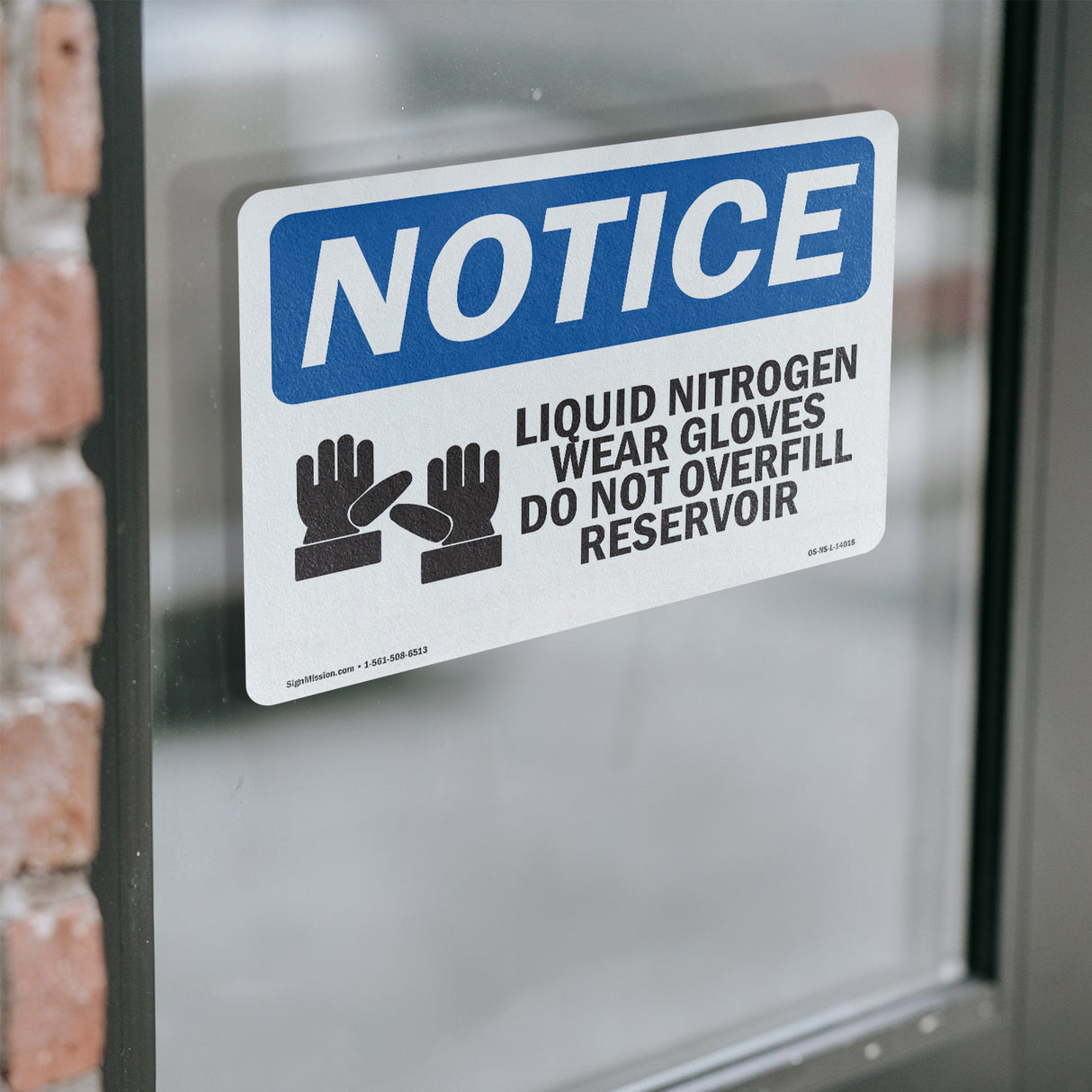 Liquid Nitrogen Wear Gloves