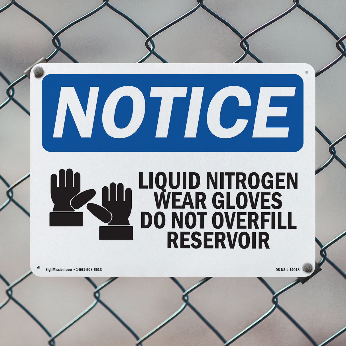 Liquid Nitrogen Wear Gloves