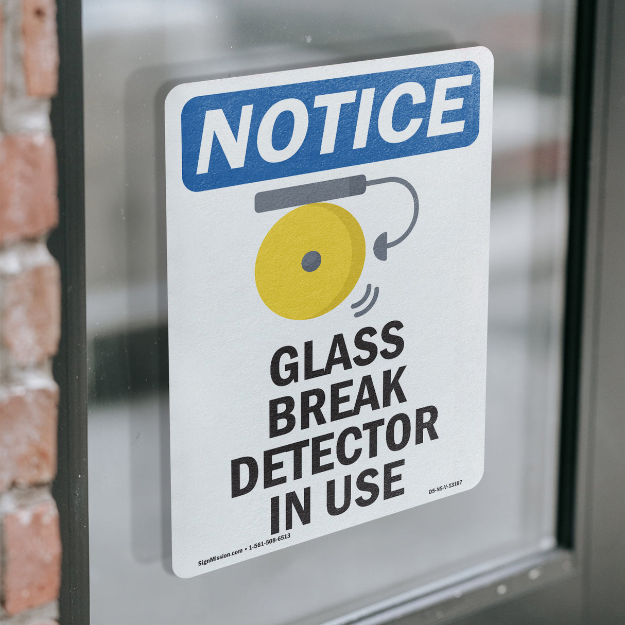 Glass Break Detector In Use