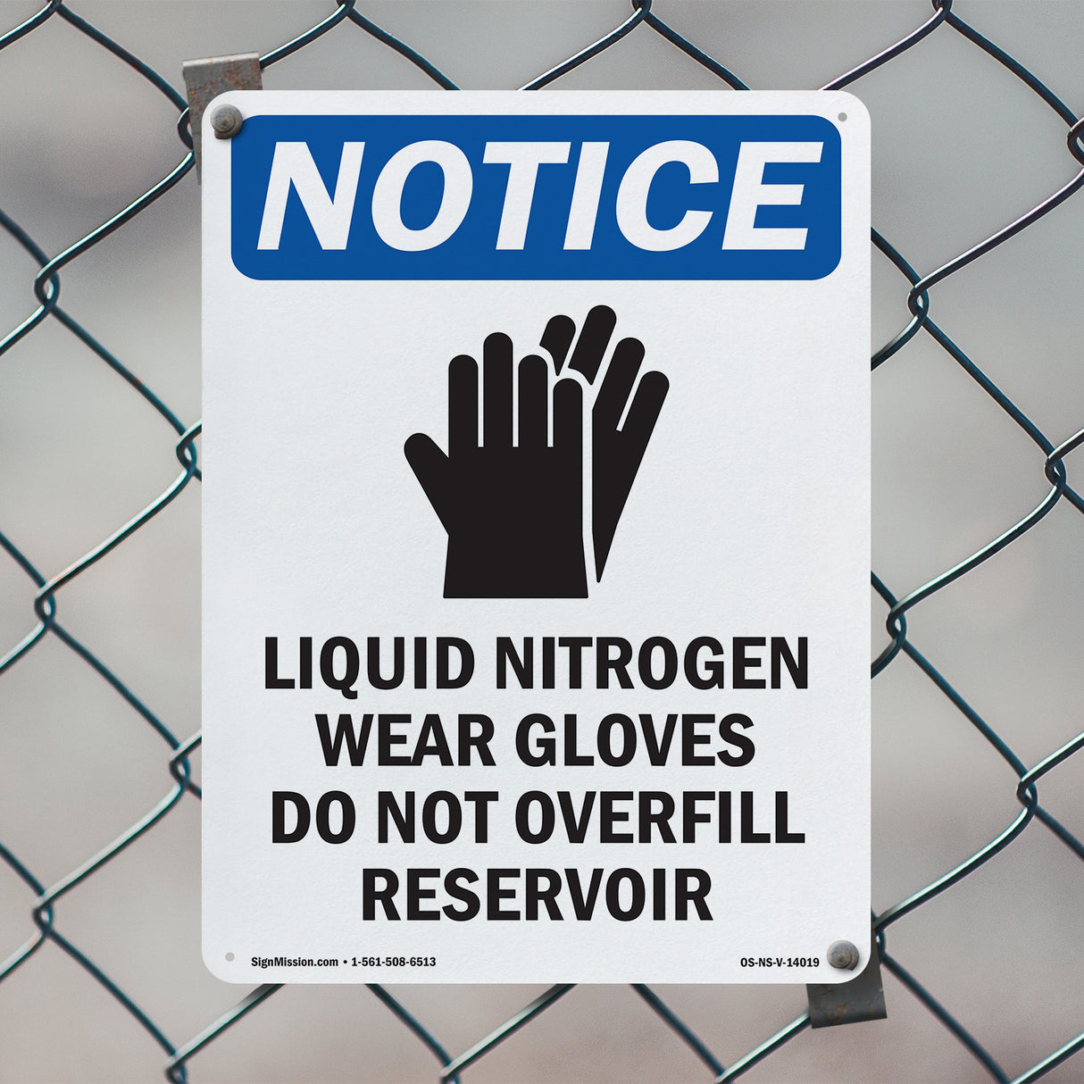 Liquid Nitrogen Wear Gloves