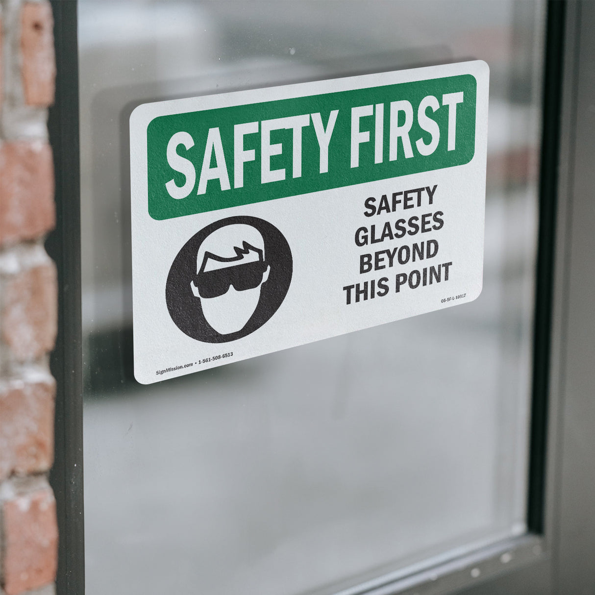 Safety Glasses Beyond This Point With Symbol