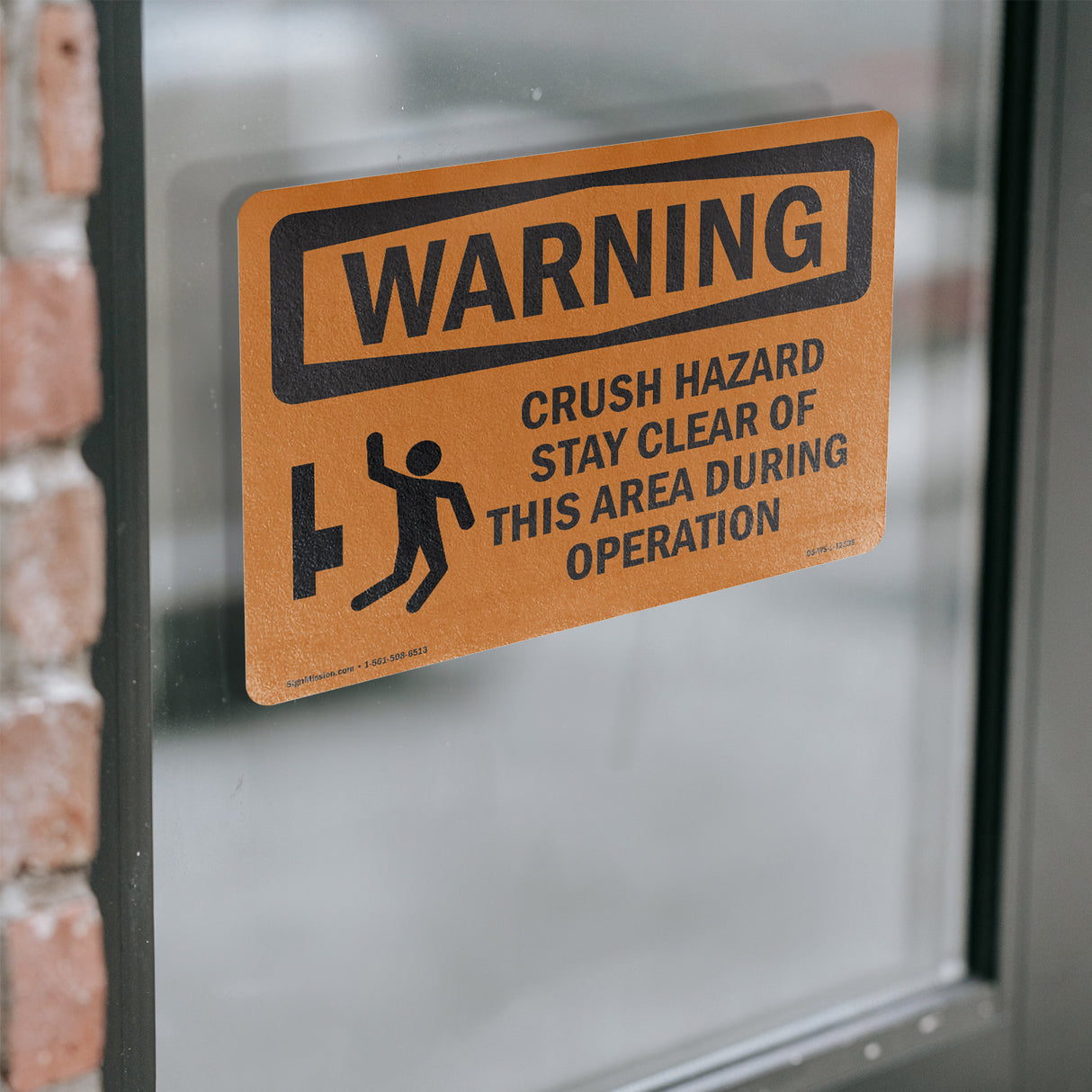 Crush Hazard Stay Clear