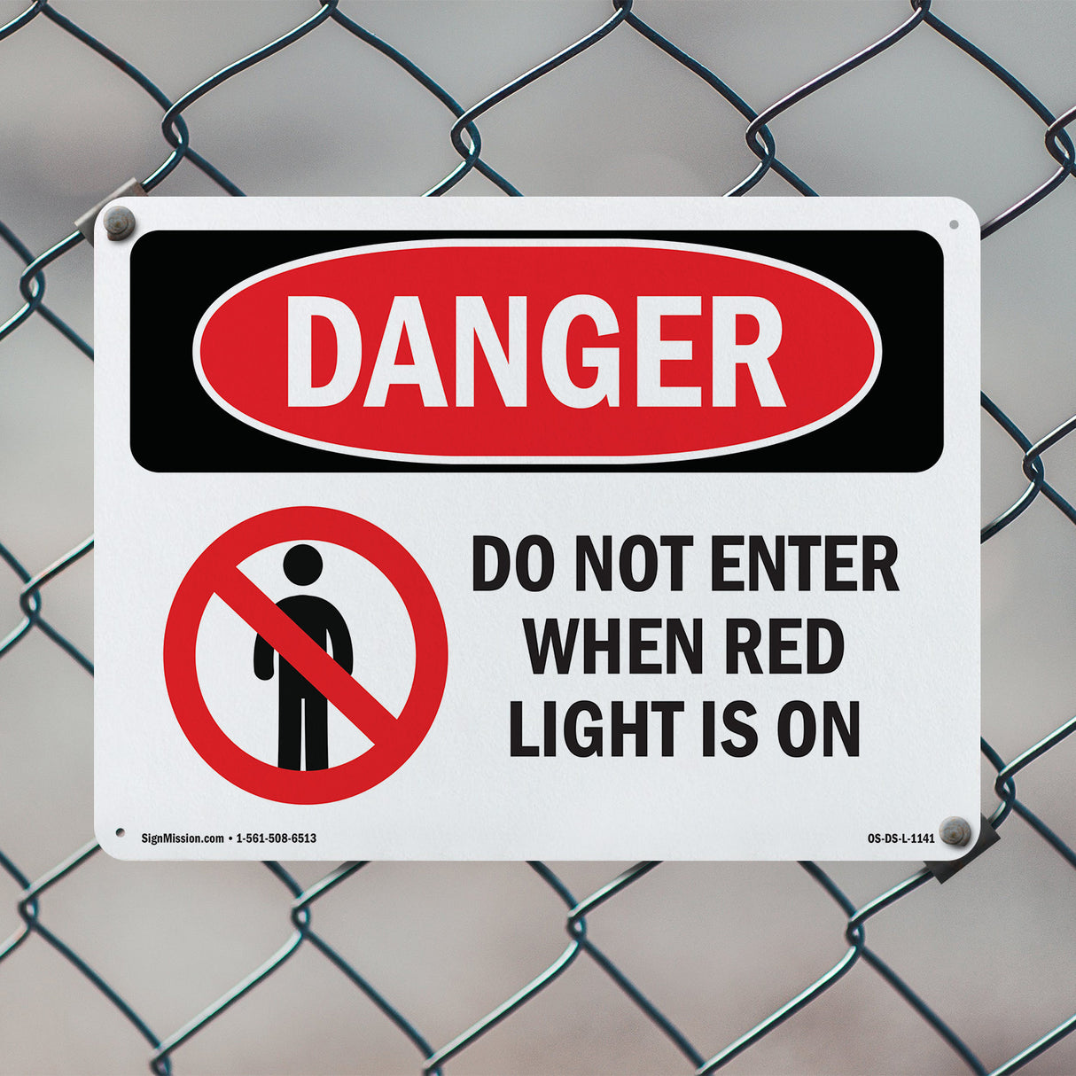 Do Not Enter When Red Light Is On