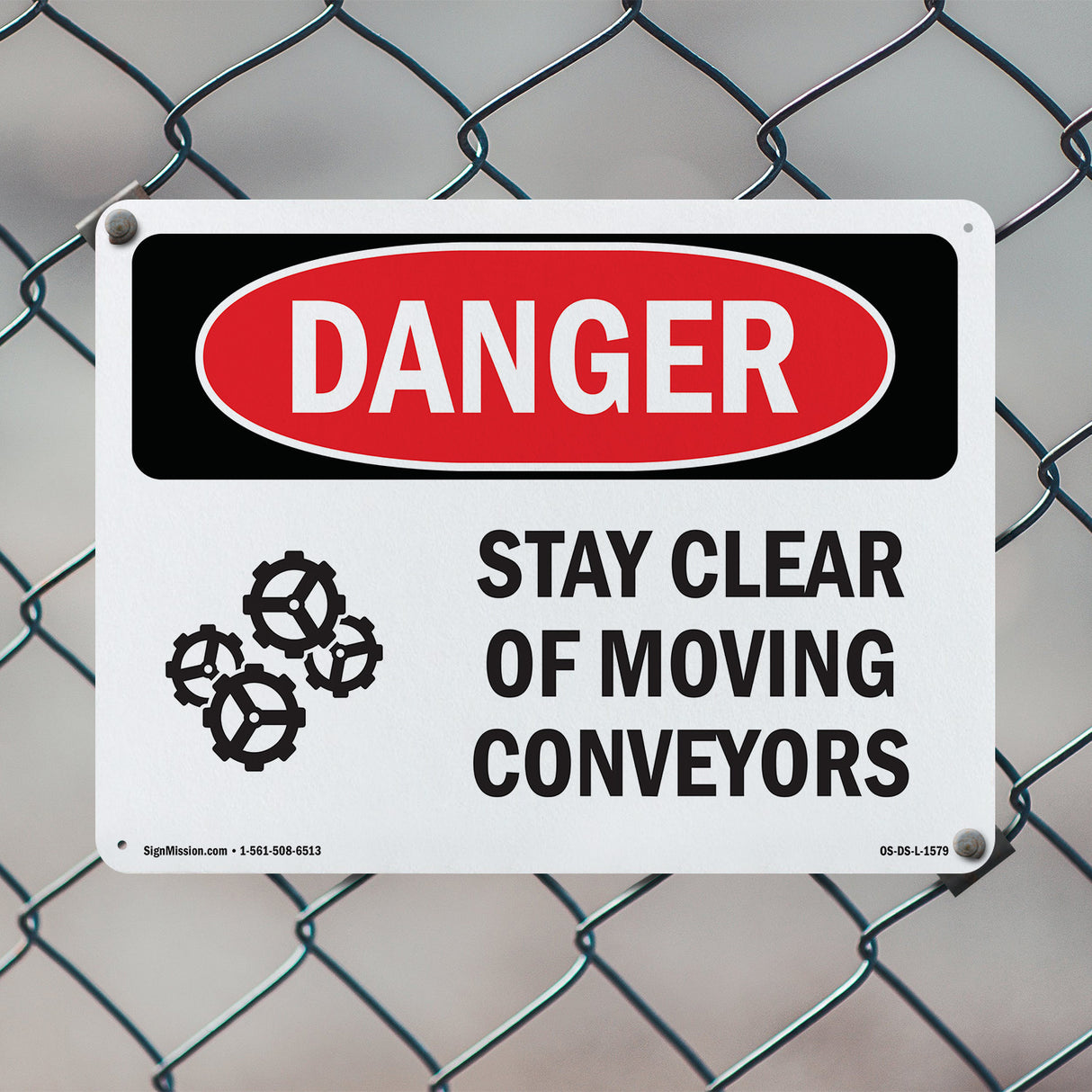 Stay Clear Of Moving Conveyors