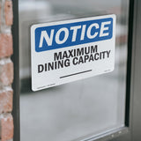 Maximum Dining Capacity ____