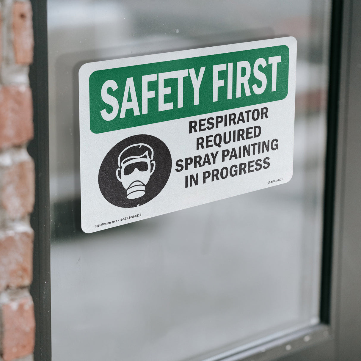 Respirator Required Spray Painting With Symbol