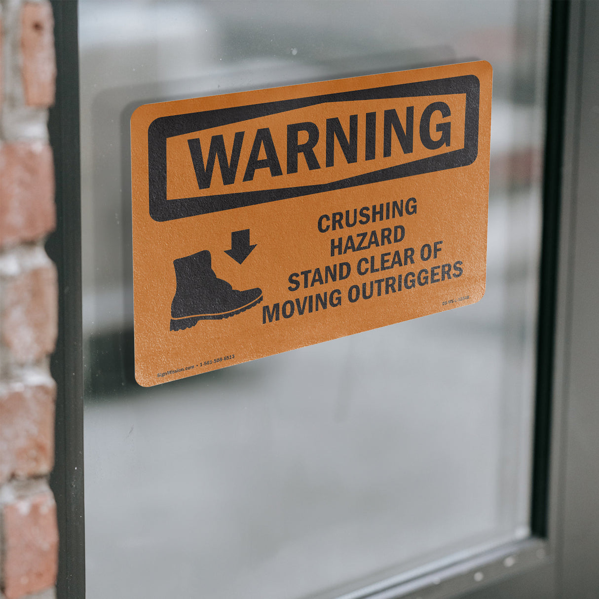 Crushing Hazard Outriggers Stand Clear