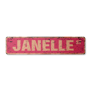 JANELLE