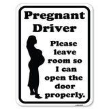Pregnant Driver - Please Leave Room So I Can Open the Door Properly (With Graphic)
