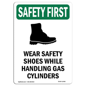 Wear Safety Shoes With Symbol