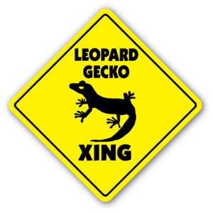 Leopard Gecko Crossing Vinyl Decal Sticker